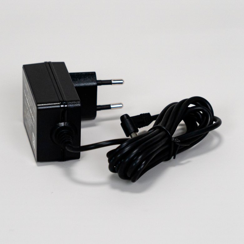 AKO 230V-Netzadapter für 12V-Weidezaungräte